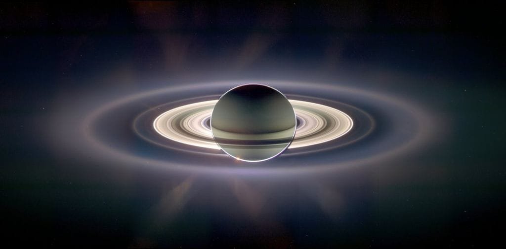 Saturno - Sonda Cassini - 19 de julho de 2013 Saturno - Sonda Cassini - 19 de julho de 2013